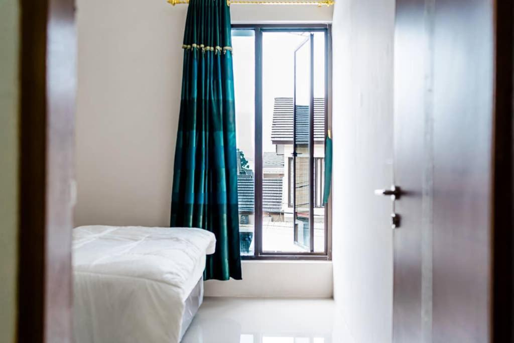 Rumah 3 Kamar Lembang, Adem, Bebas Macet Villa Бандунг Екстериор снимка